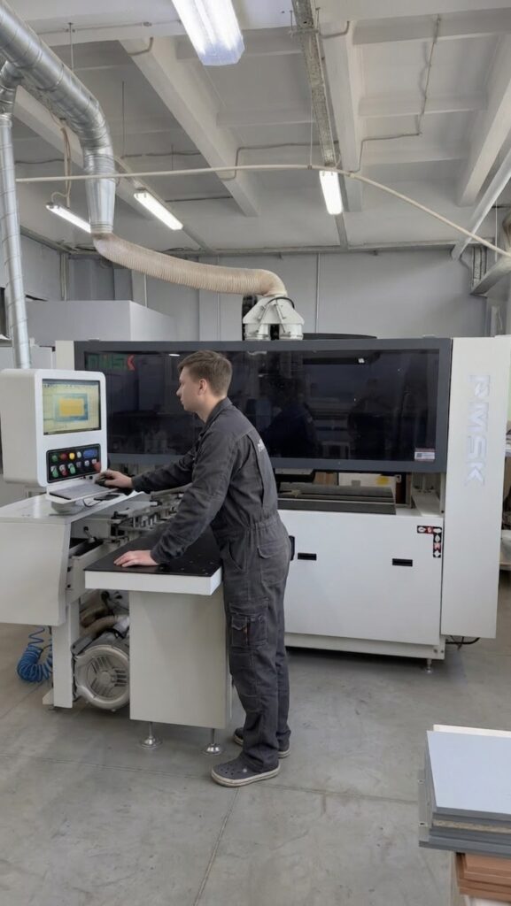 Распил ЛДСП